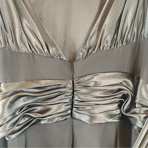 Chiffon Charmeuse Formal Halter Gown F12732 Bride's Maid Dress Black Size 20 - Picture 6 of 7